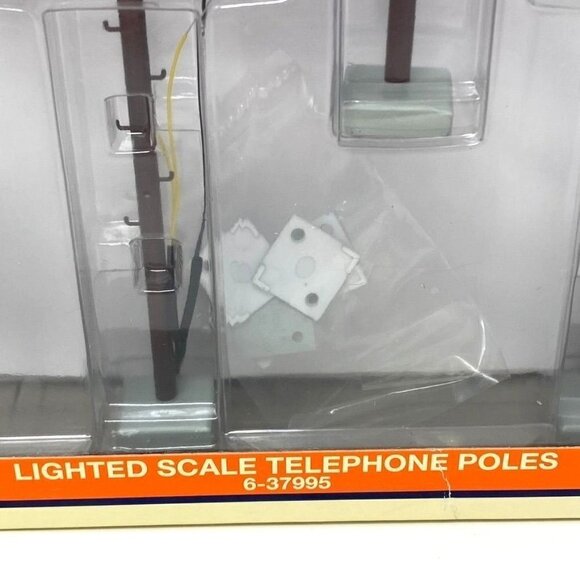 Lionel SCALE TELEPHONE POLES LIGHTED SKU 6-37995 Model Trains Hobby Collectible - Picture 3 of 8